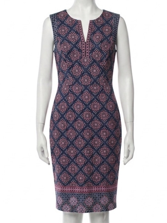 Maggy London Dresses & Skirts - Maggy London Navy and Pink Patterned Kaleidoscope Dress size 6